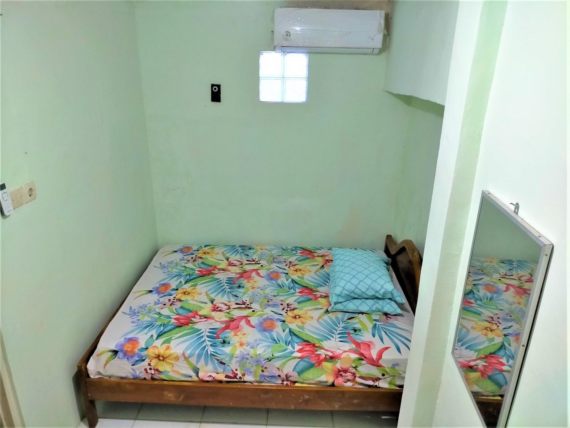 Gandrung City Hostel Banyuwangi  Exterior photo